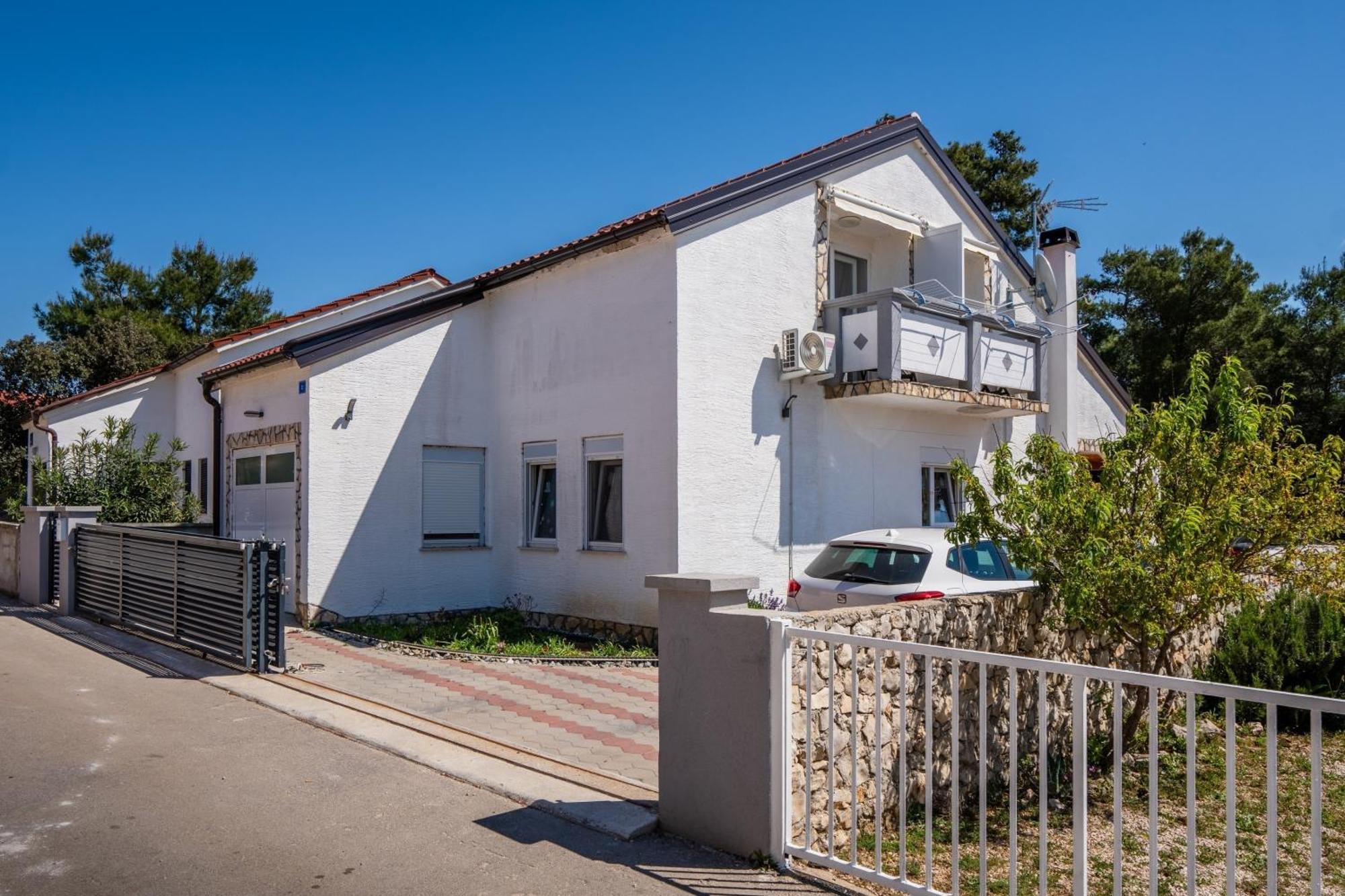 Apartment With A Parking Space - 23044 Vir